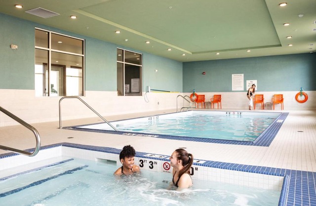 Holiday Inn Express & Suites - West Edmonton-Mall Area by IHG