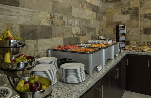Holiday Inn Express & Suites Celaya by IHG