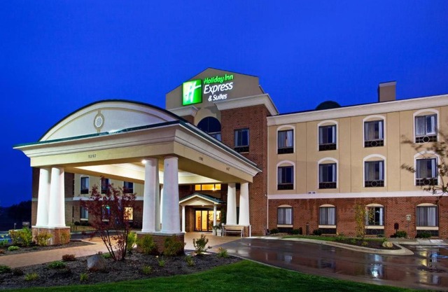 Holiday Inn Express & Suites