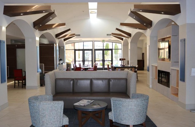 Holiday Inn Express Hotel & Suites El Dorado Hills by IHG