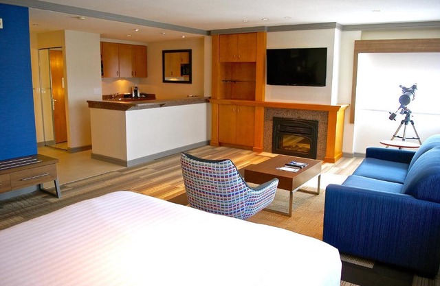 Holiday Inn Express Vancouver Airport-Richmond by IHG