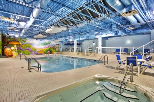 Holiday Inn Express Winnipeg Airport - Polo Park by IHG