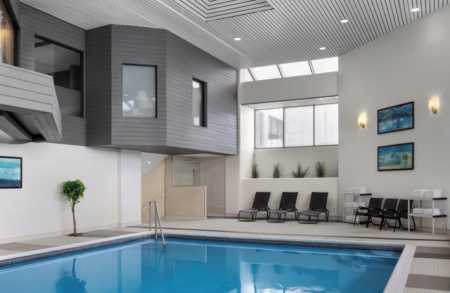 Holiday Inn Ottawa East by IHG