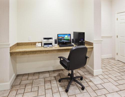Holiday Inn Redding by IHG