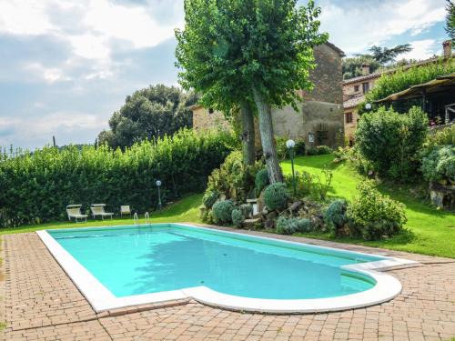 Holiday Home Monte with Pool and Forest Trails