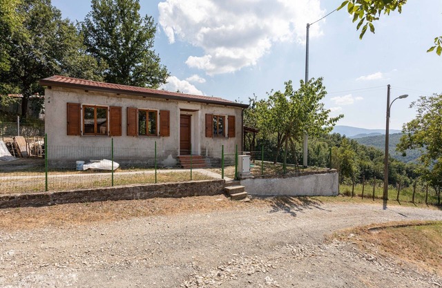 Ruhiges Ferienhaus in Pieve Santo Stefano mit Garten