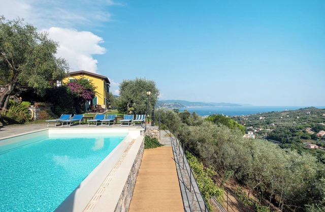 Ferienhaus 'Ginelà' mit Meerblick, WLAN und Klimaanlage