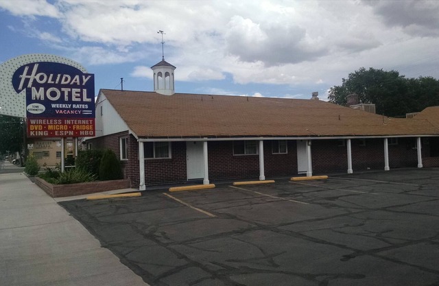 Holiday Motel