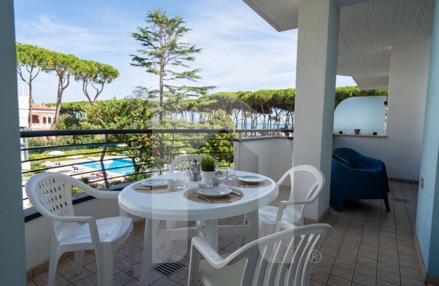 Holiday Rendez Vous 23 - First floor apartment with sea view