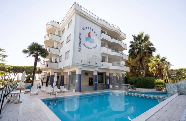 Holiday Rendez Vous 46- Third floor apartment with sea view