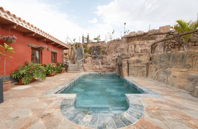 Ferienvilla 'La Casita' mit Bergblick, Wi-Fi und Klimaanlage