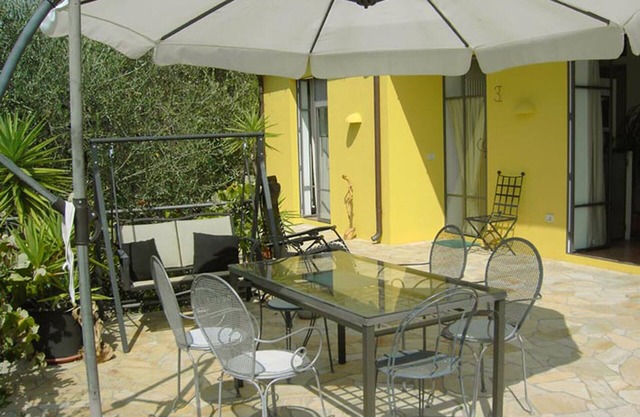 Stilvolles Ferienhaus mit Meerblick in malerischem Ambiente