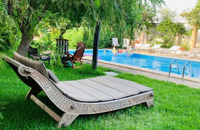 HOLIDAYS IN SALENTO: MASSERIA POOL SUN AND SEA! PETS ARE WELCOME!