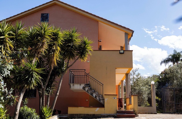 URLAUB IN SIZILIEN \ App / Villa in Trabia-San Nicola Die Arena zwischen Palermo-Cefalù