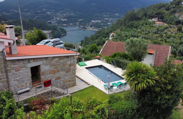 Landhaus - Casa da Lage - Gerês - Pool- WiFi - See-und Bergblick