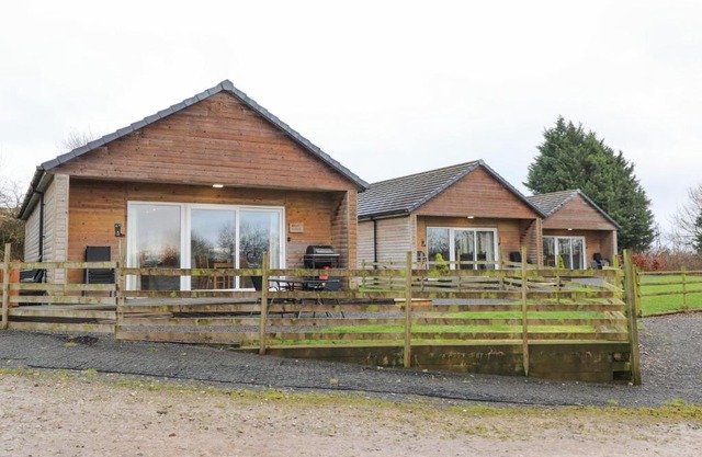 Holly Lodge