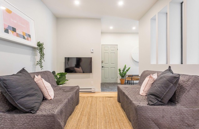 HOMA-Comfort&Style-1BR-Spacious-Natural Light-FeelHome-A/C-SelfCheckIn-Metro