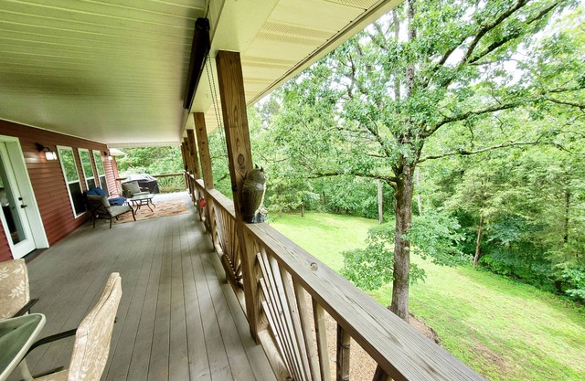 3 Bed 2 Bath Home in der Nähe von Fairfield Bay Marina und Konferenzzentrum!