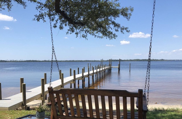 Home 5 minutes to Tyndal AFB gate. Private boat dock with slips. 1 blk from bay