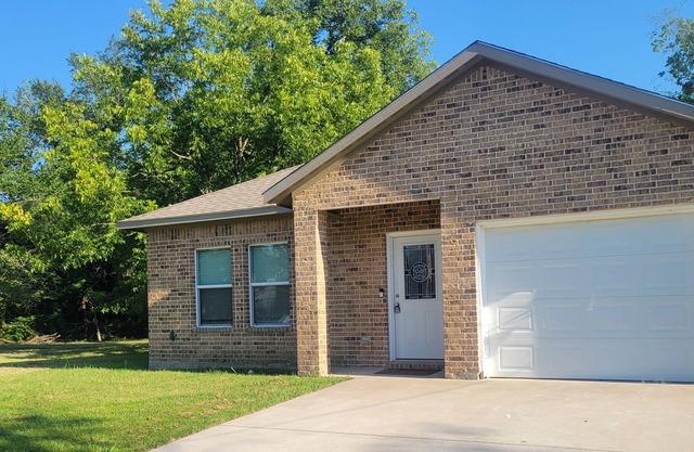 Home across the street from a park with pickle ball and basketball court.n