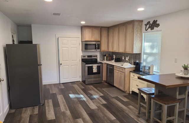 Home away from Home - Pet friendly!