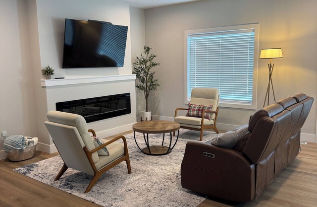 "Home away from Home." Custom, 3-bedroom, 2 bath house in Sugar City, Idaho