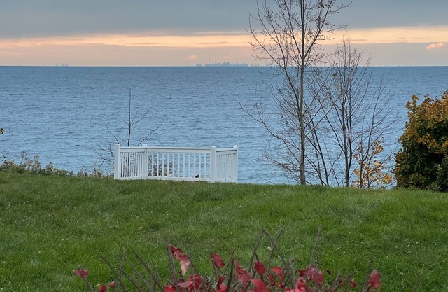 Home Away on Lake Ontario