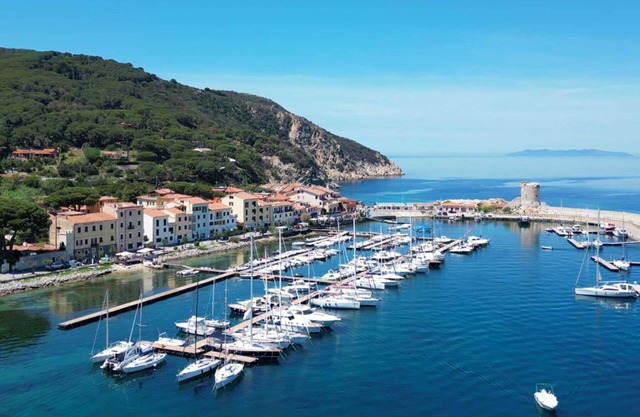 Home Camy - in the center Marciana Marina