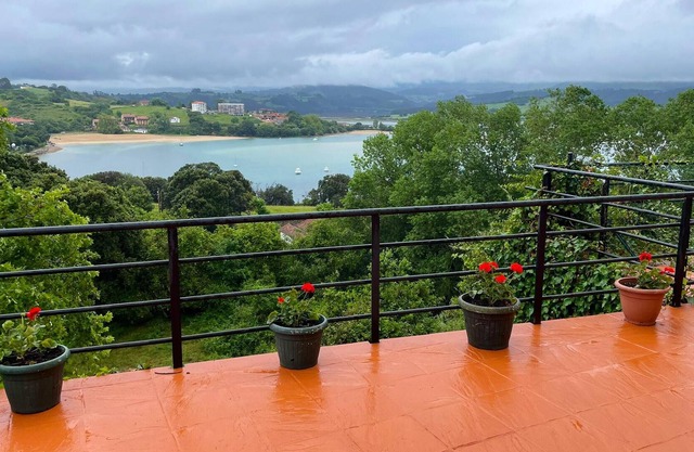 Homerez - Schönes Haus für 6 Pers. mit Meerblick in San Vicente de la Barquera