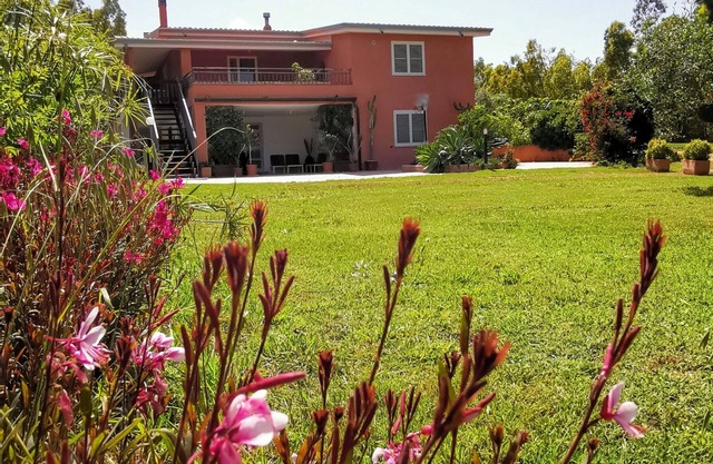 Hausgarten, Wohnung in Villa in Capo Comino RABATT