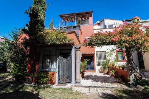 Home in San Miguel de Allende. Casita de La Aldea