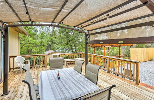 Home in Shasta Lake Near Redding: Early Check-in!