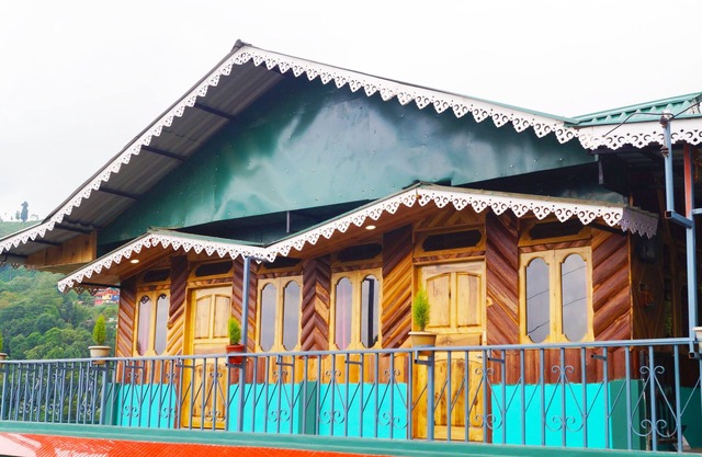 Home in the lap of nature In a peaceful location..... Darjeeling