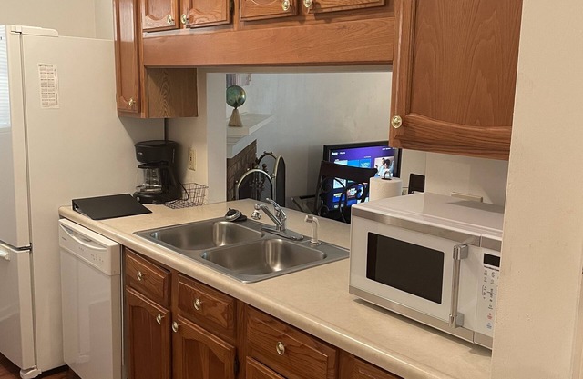 Home Located Near the Universities