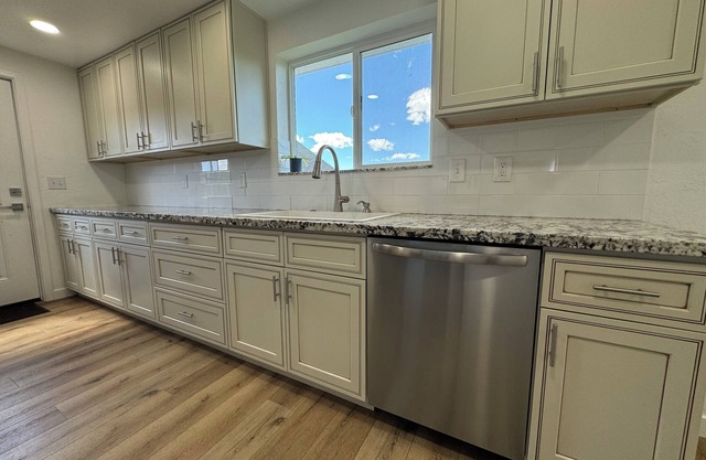 Home Near Epic Snowmobiling Site! Peaceful, luxury home in Smoot WY, Sleeps 12!
