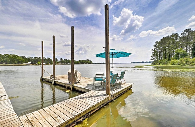 NEU! Jordan Lake Home mit geteiltem Dock & Boots-Slip!
