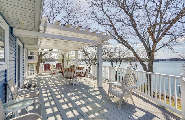 Home on Lake of the Ozarks w/Private Swim Dock!