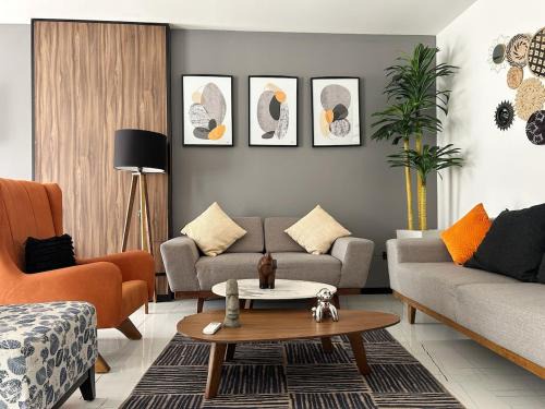 Home resort apartment exclusive and centrally located