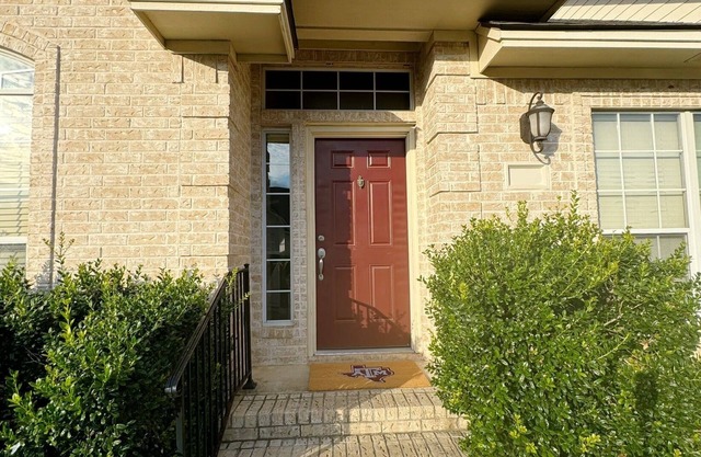 Home Sweet College Station! 3bed/ 2bath, Minutes away from Texas A&M University.