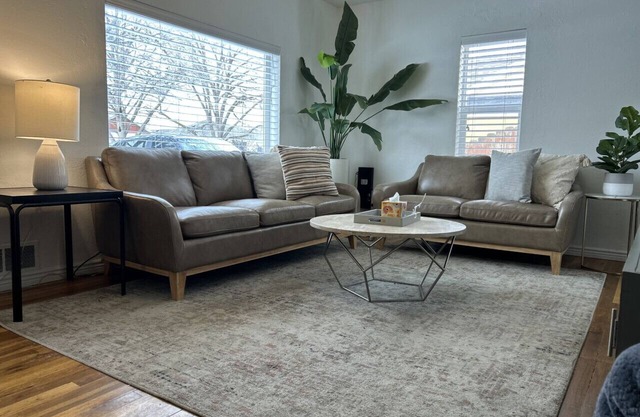 Home Sweet Idahome-2 miles from BSU! Pet Friendly!