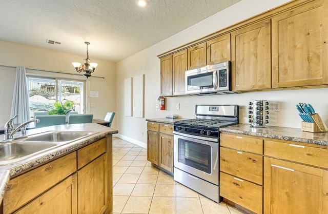 Home w/ Game Room: Near Zion National Park!
