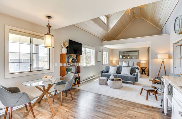 Home w/ Lake Views on Finger Lakes Wine Trail