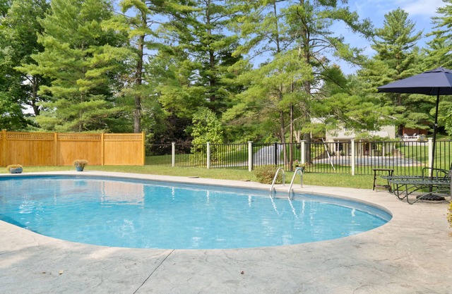 Fabulous Haus mit Pool auf 10 Acres