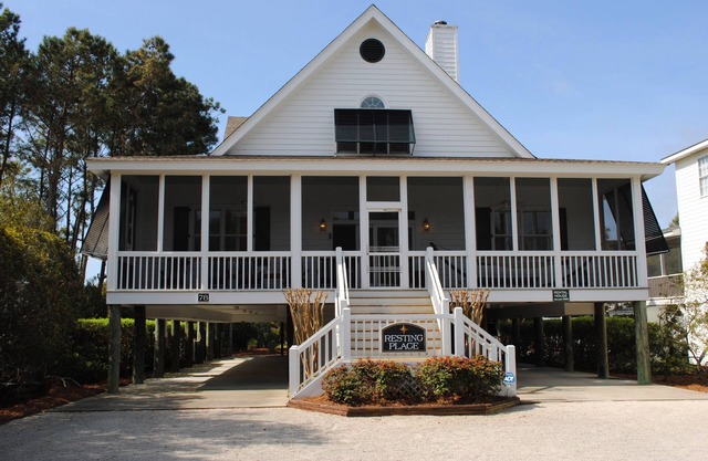 Ruheplatz: 6 BR / 6 BA Haus in Pawleys Island, Schlafmöglichkeiten für 15
