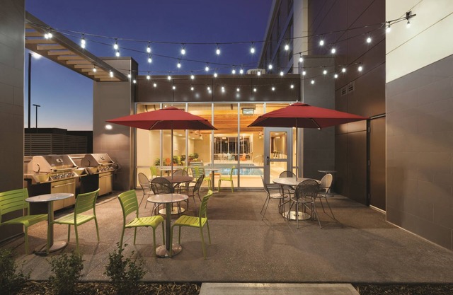 Home2 Suites by Hilton Fort St. John