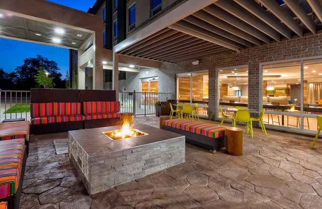 Home2 Suites by Hilton Saginaw, MI