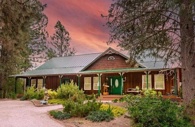 Homeaway at Kettle Falls, 2460 Gilmore Rd