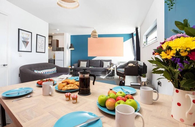 Homely City Apartment FREE PARKING