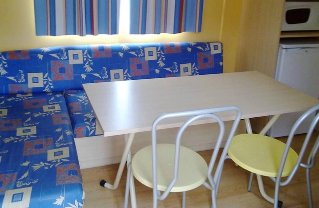 Homerez - Amazing bungalow 15 km away from the beach for 4 ppl. with shared pool