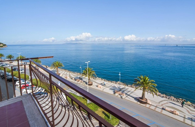 Homerez - Wohnung Meerblick in Porto Santo Stefano